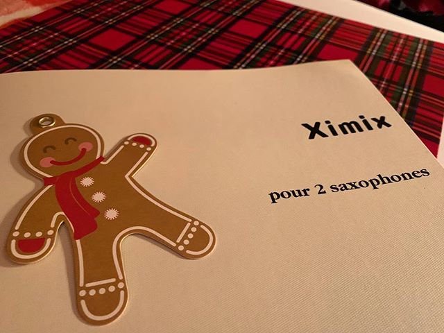 A nice holiday surprise to receive this in the mail today (gingerbread not included). Excited to start working on it! 🎄🎁
.
.
.
#saxophone #duet #sopranosax #ximix #saxophoneduet #gingerbread #music #saxophoneplayer #saxophonist #sopranosaxophone #y