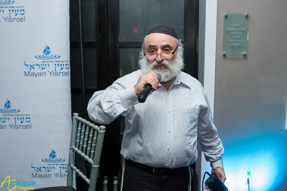 mGqt10748723.jpg