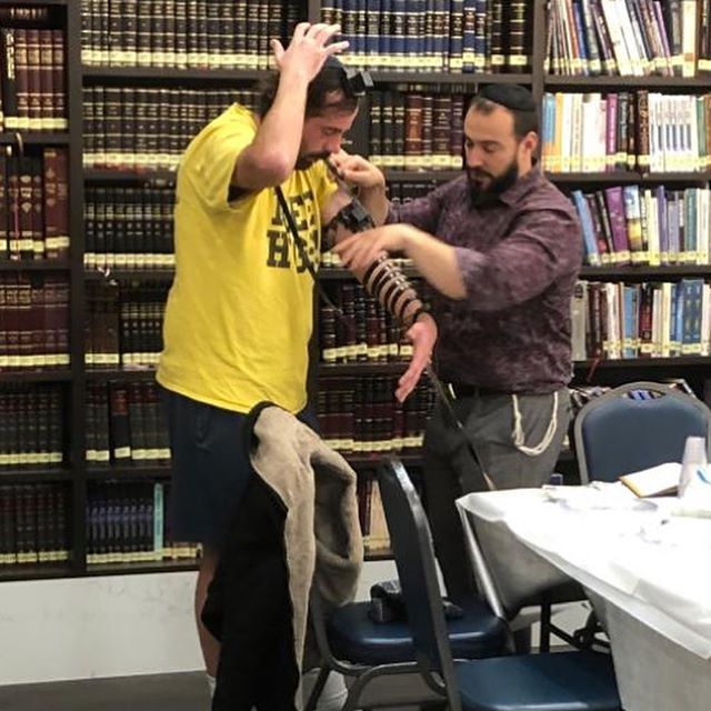 He came to make a delivery, and put on Tefillin before leaving! .
.
.
.
.
.
#tefillin #mitzvah #mitzvahshare #tefillinshare #chabad #lubavitch #jew #jewish #organization #shul #prayer #davening #daven #pray