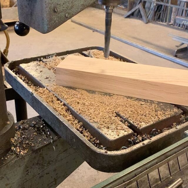 Massive oak board. #machinehammer