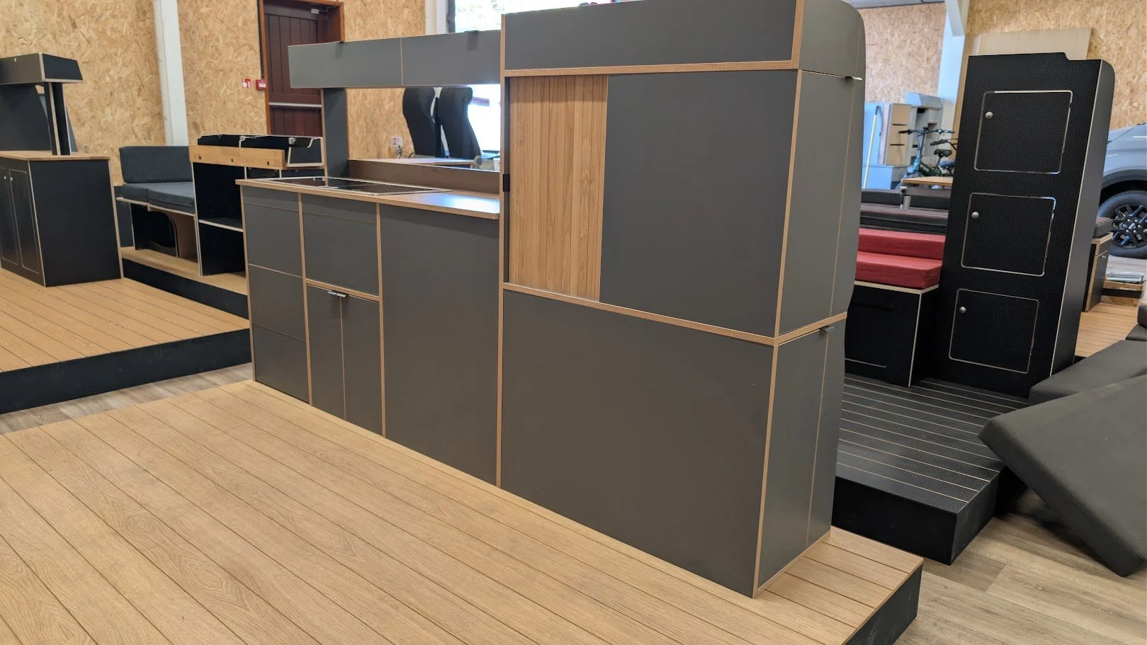 IN STOCK  - 'Apex' Top Loading Fridge & Drawer Kitchen T5/T6