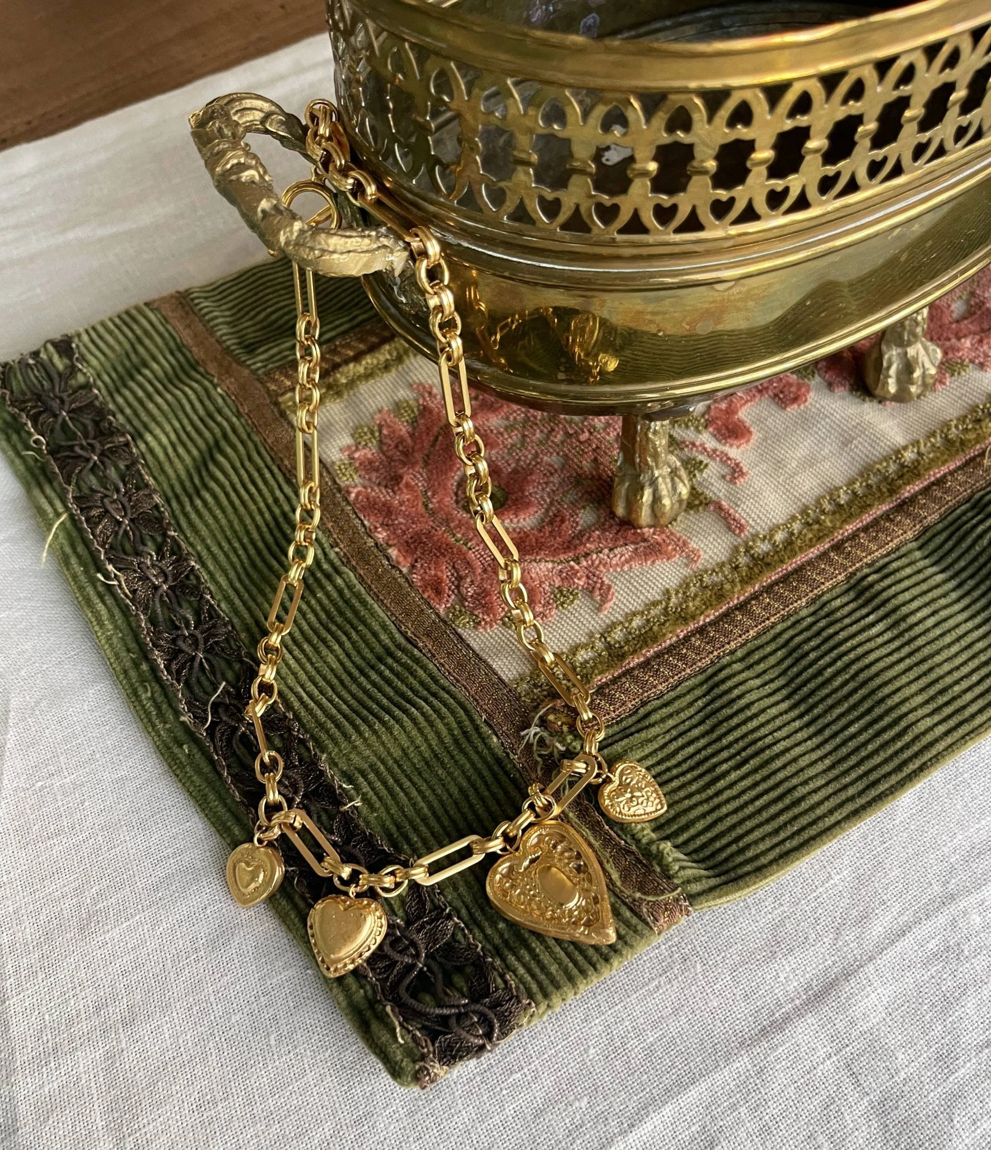 Collar cabecera NL SV.jpg