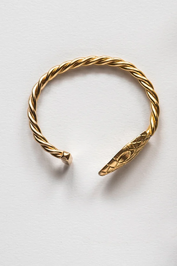 Pulseras-serpientes-600x900-2.jpg