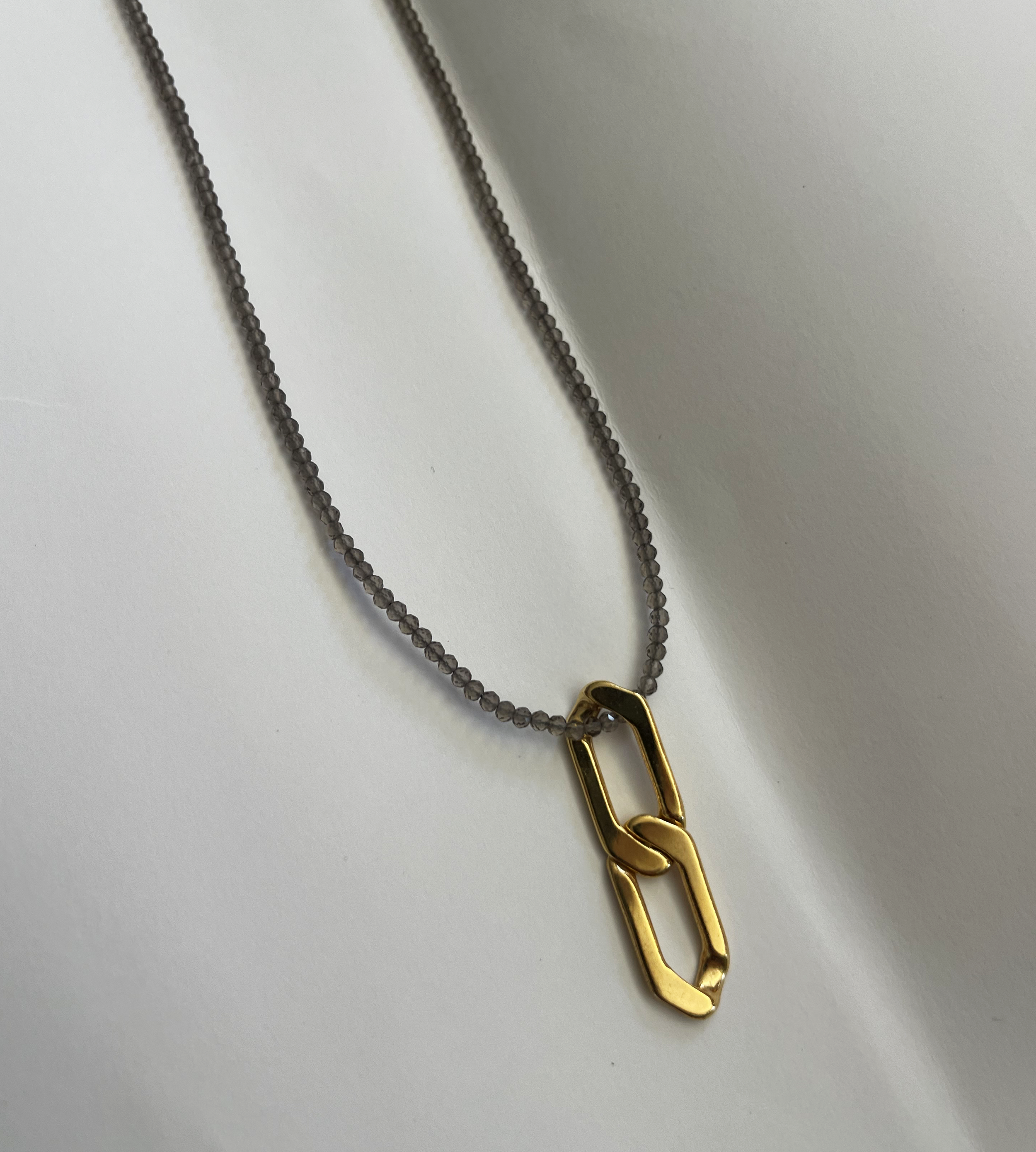 Collar cuarzo ahumado y dos eslabones (1).png