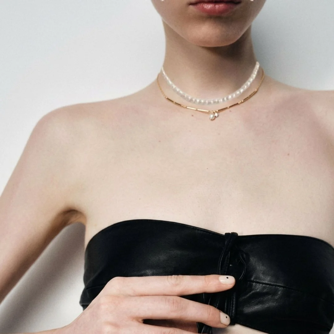 Choker mini perlas.jpg