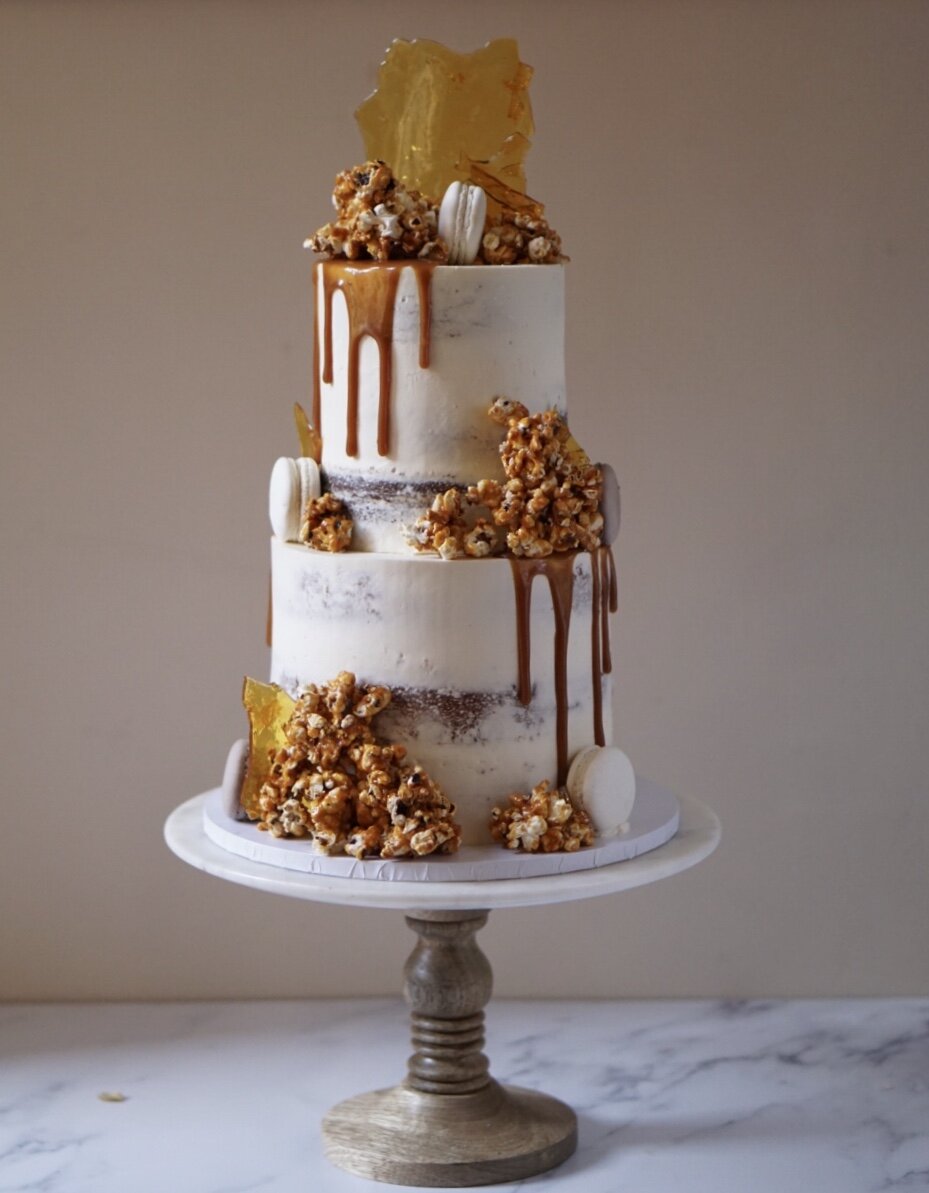 Indulgent caramel popcorn cake (Copy)