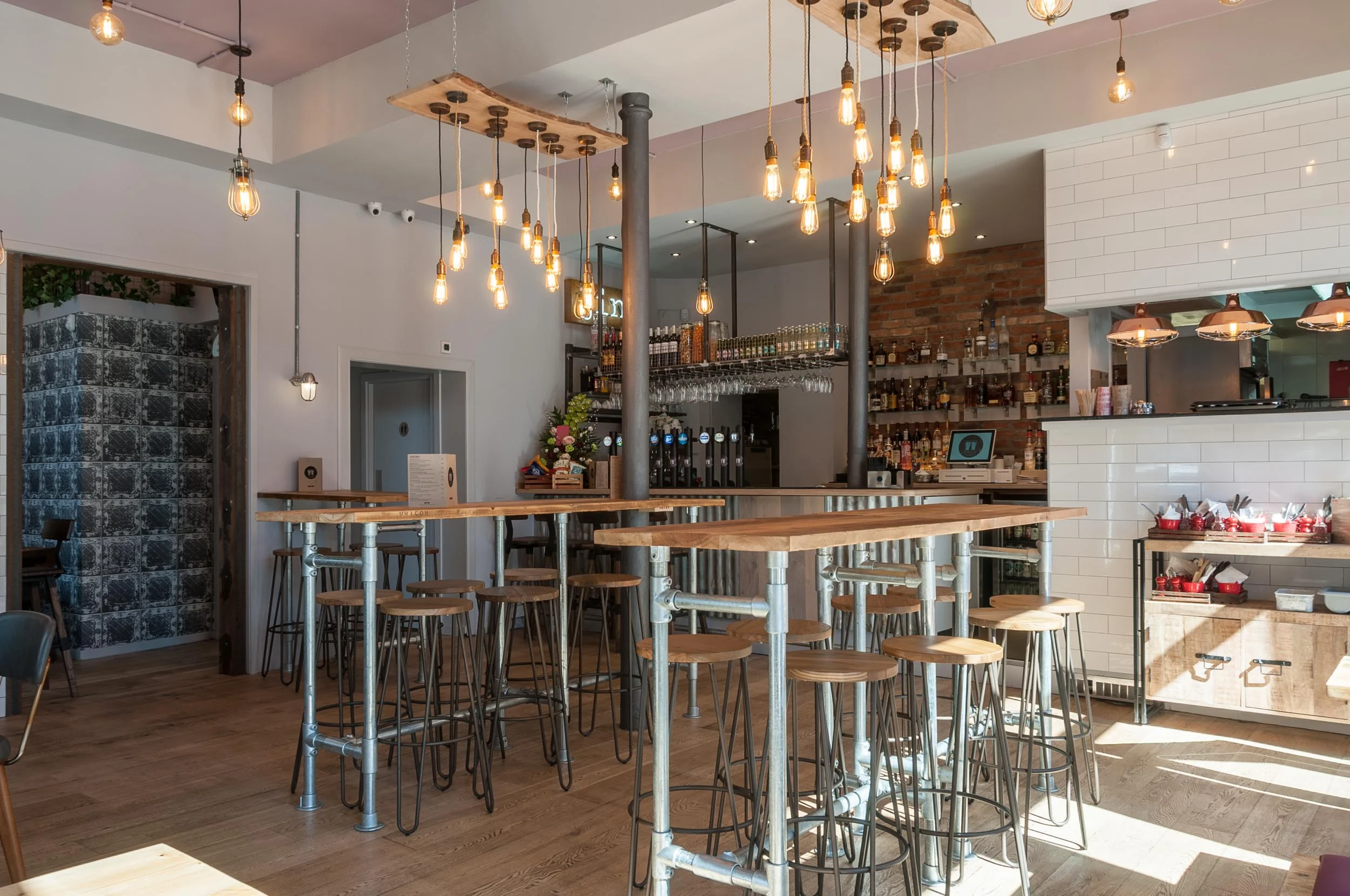 Tap+House+Interiors-3.jpg
