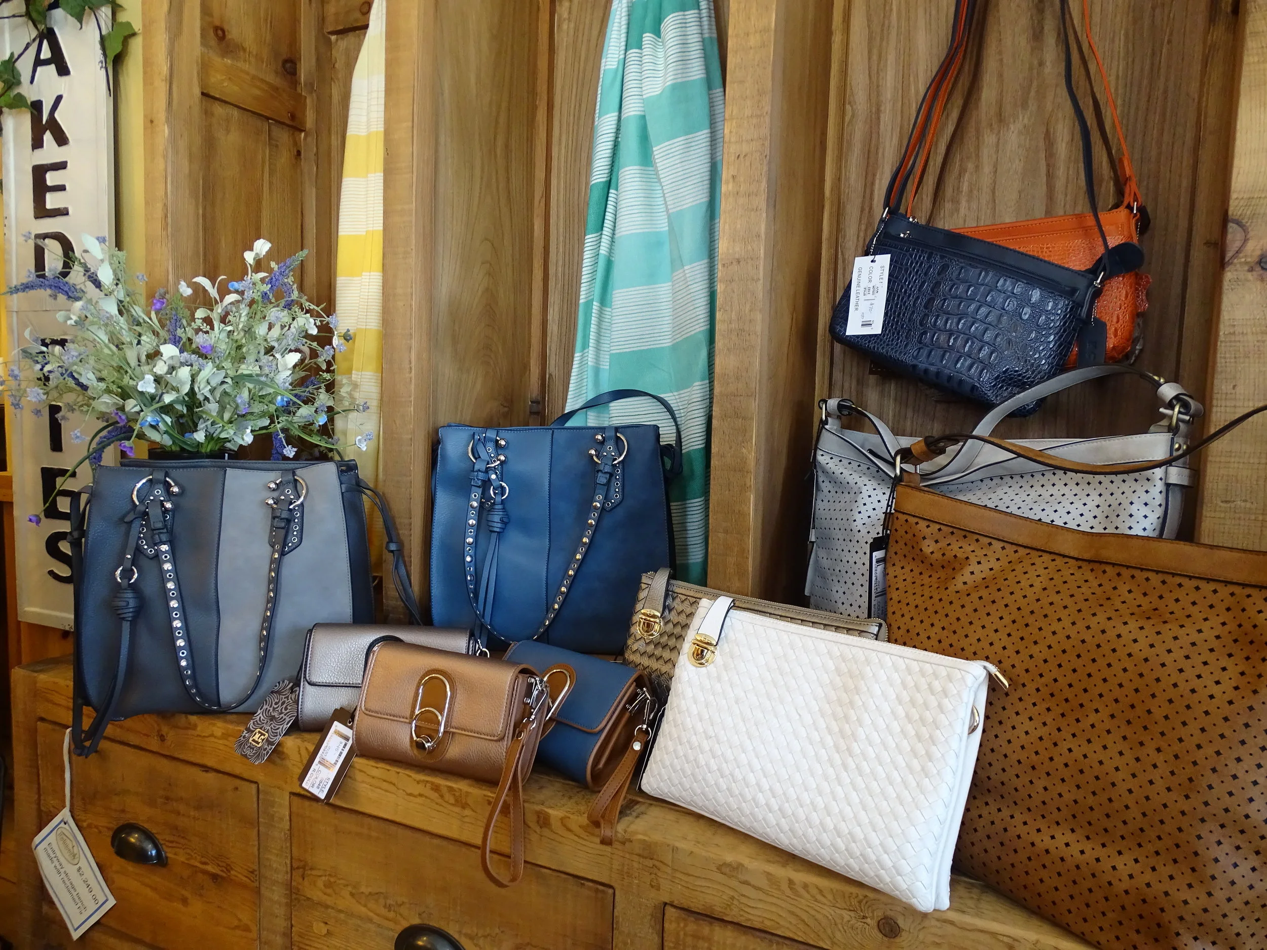 gifts &amp; accessories