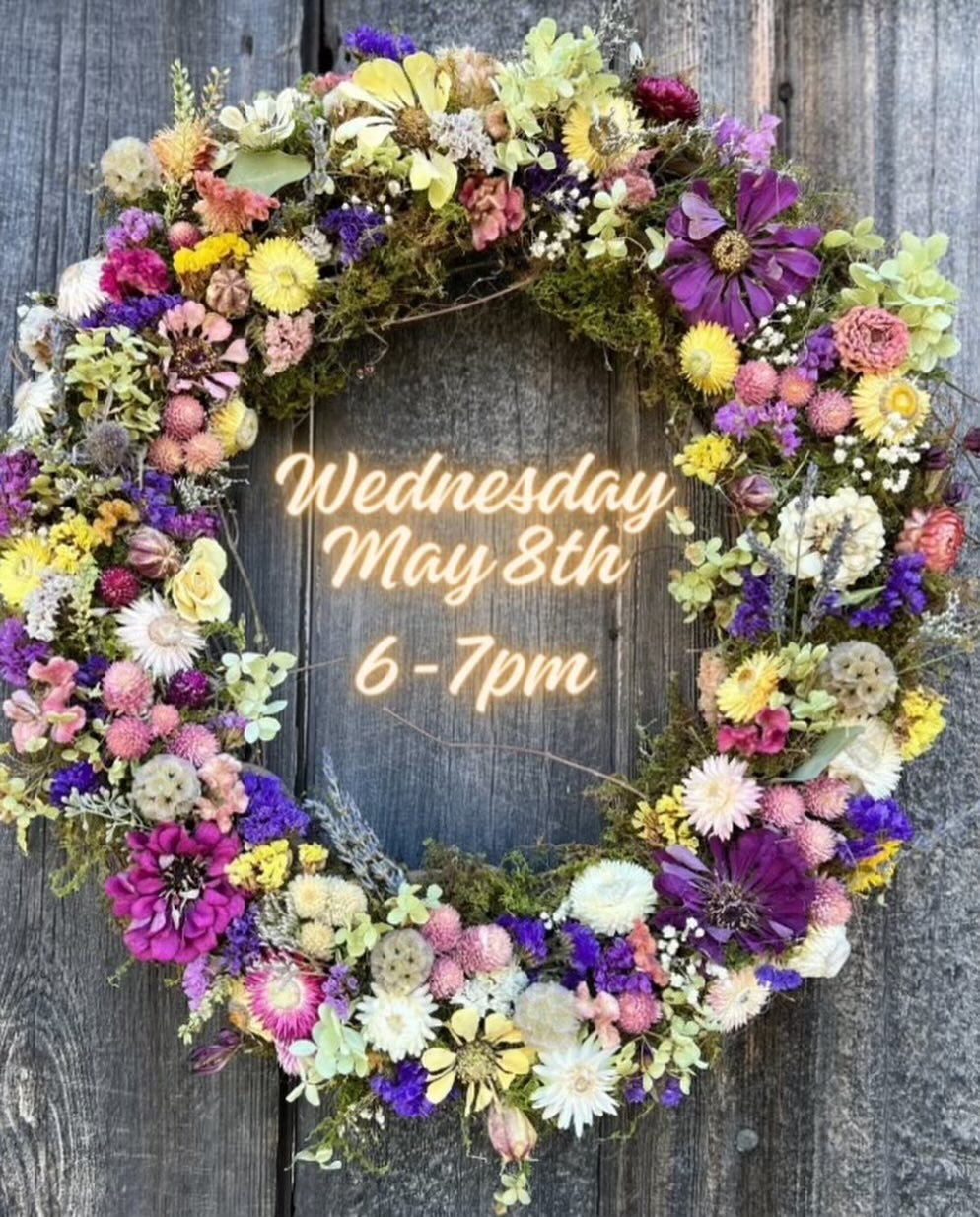 Join me TONIGHT with my friends at Splurge @splurgehomestore for a fun demo and discussion about dried florals! I will be sharing about how we grow, dry and use our materials. These aren&rsquo;t your grandmother&rsquo;s dried flowers, for sure!!!

Pe