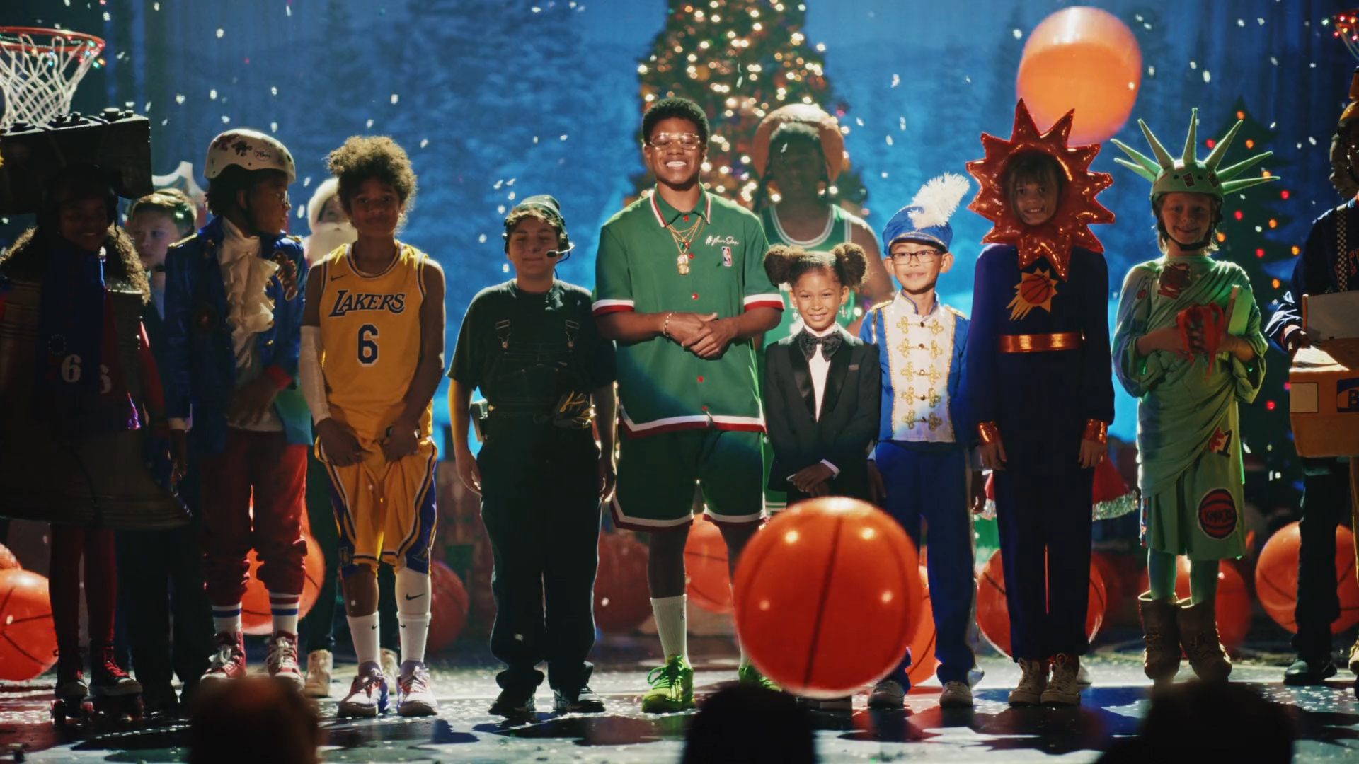a_nonstop_nba_christmas___nba_xmas_22-23 (1080p)20.png
