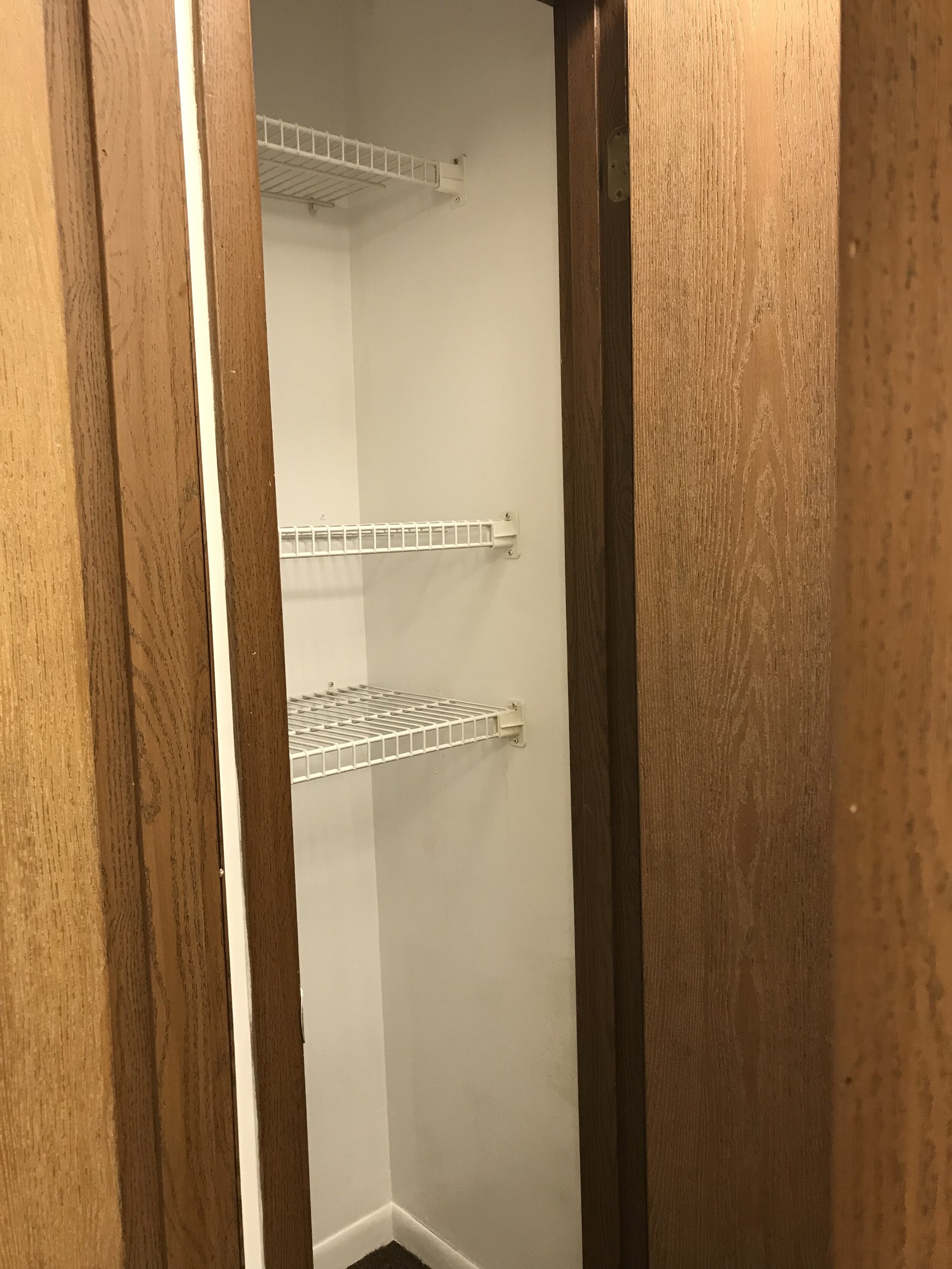 laundrycloset.jpeg