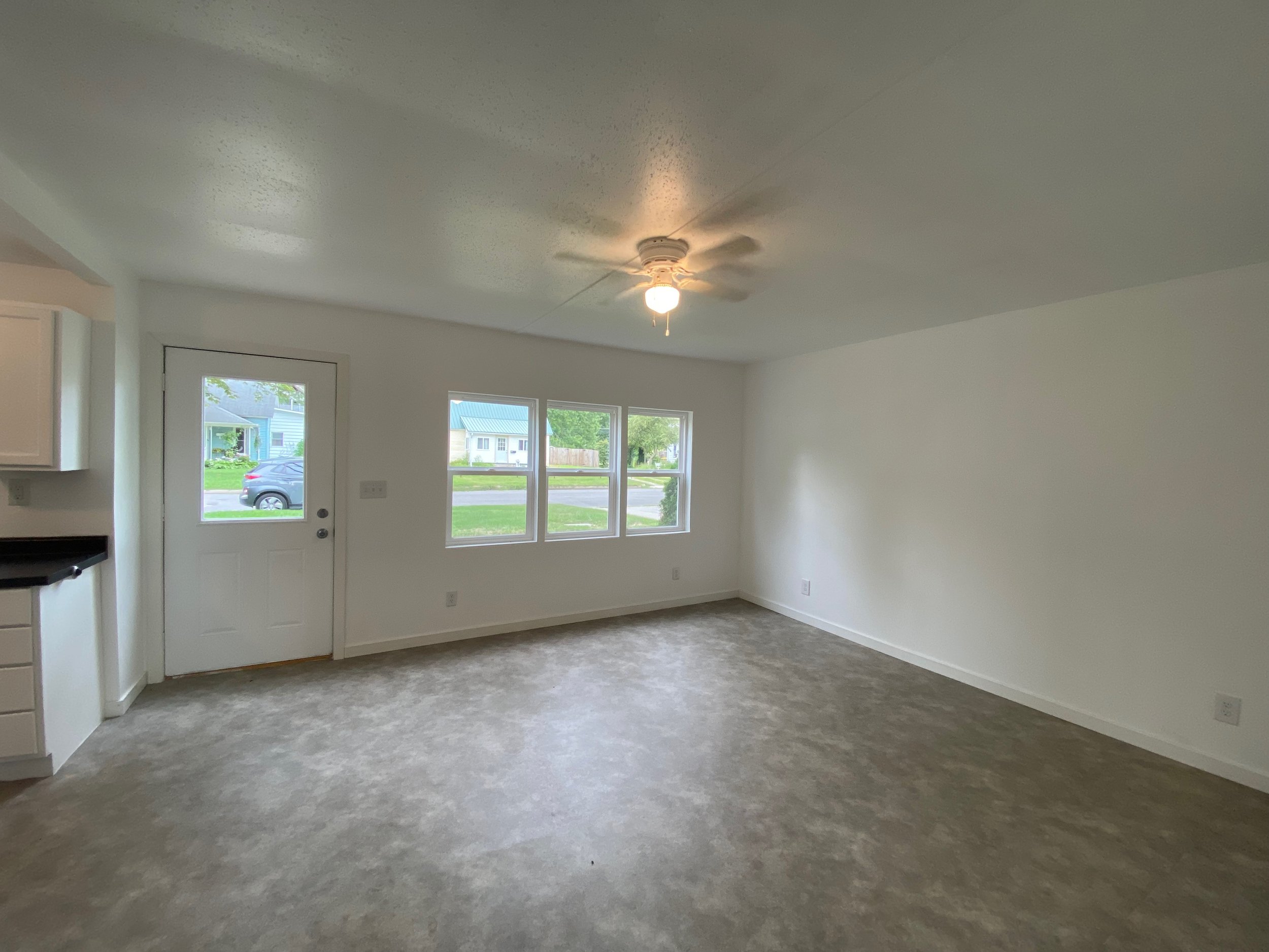 LivingRoom2.jpeg