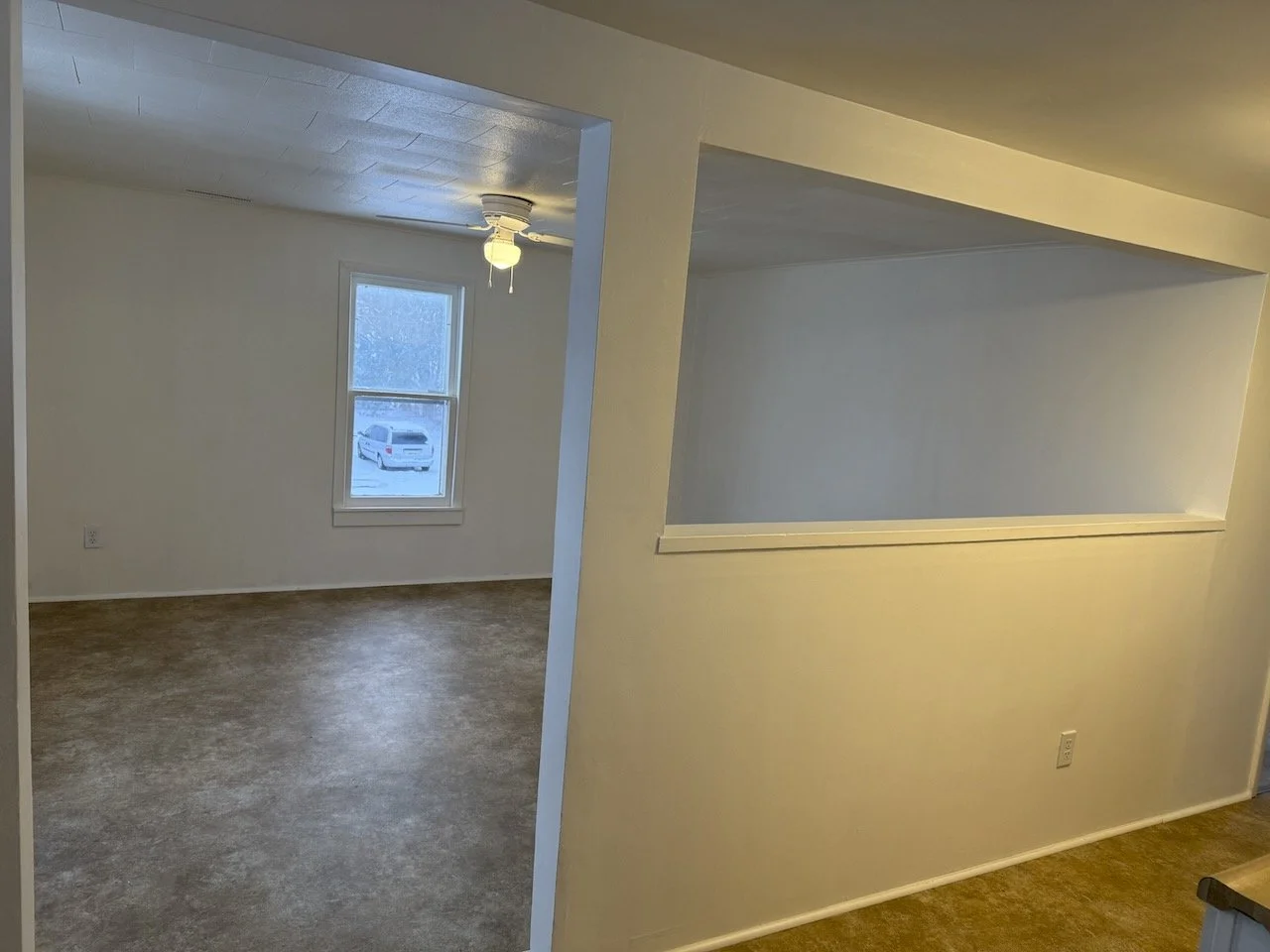 06-LivingRoom.jpeg