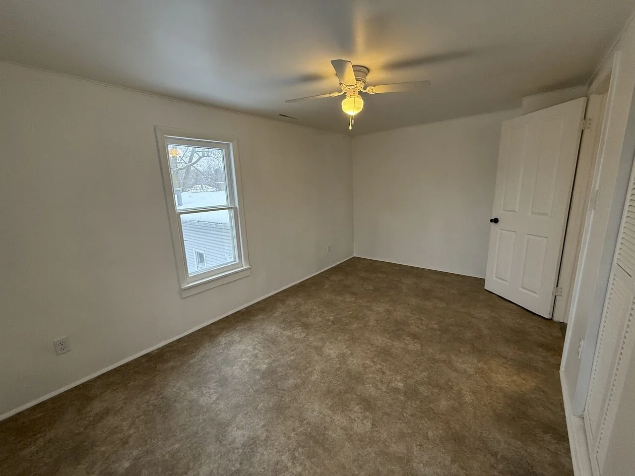 08-bedroom1.jpeg