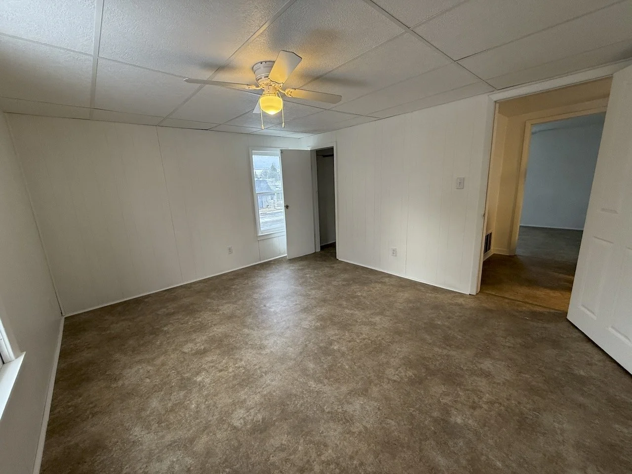 11-bedroom2b.jpeg