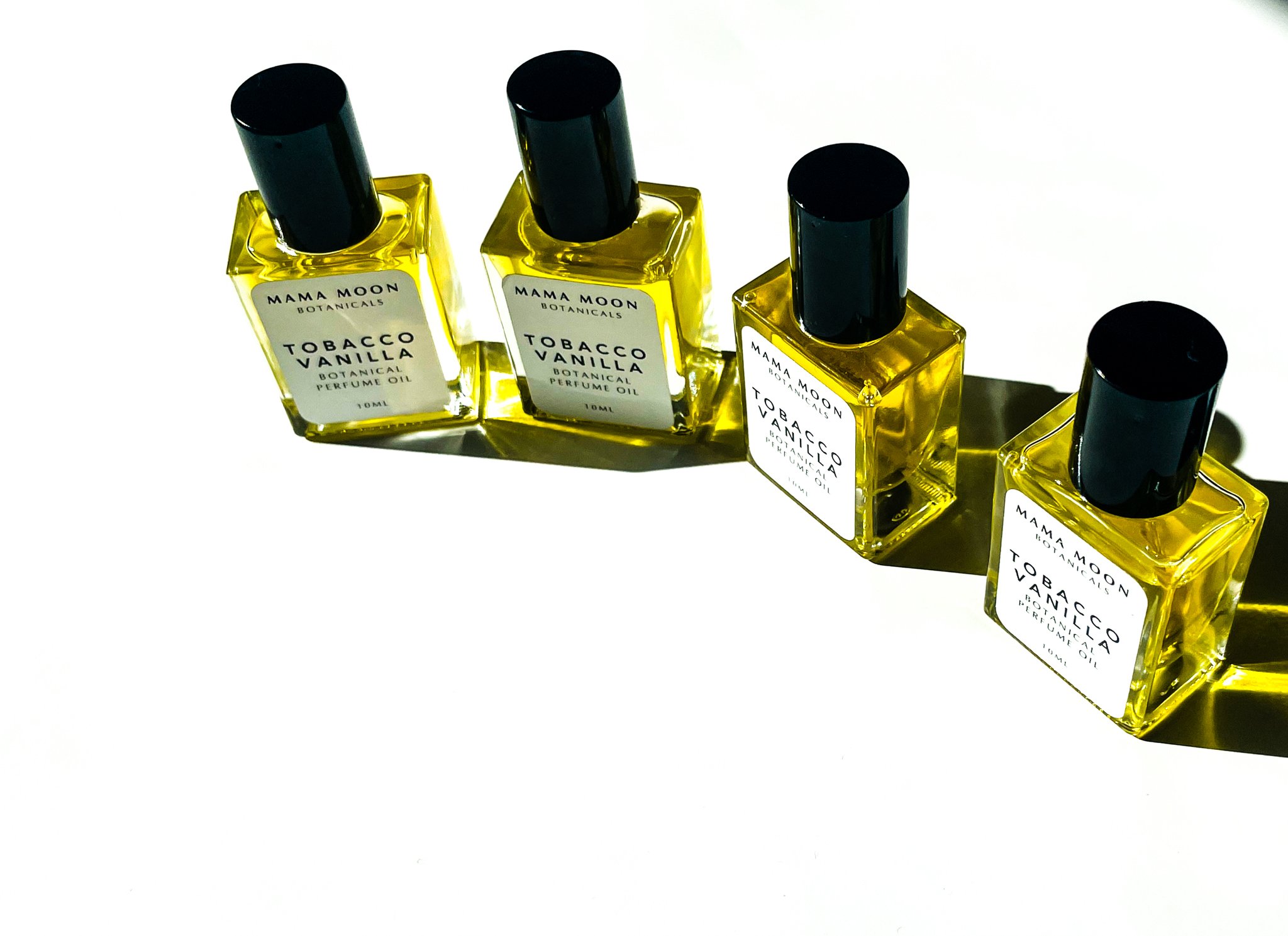 tobacco-vanilla-botanical-perfume-oil-01.jpg