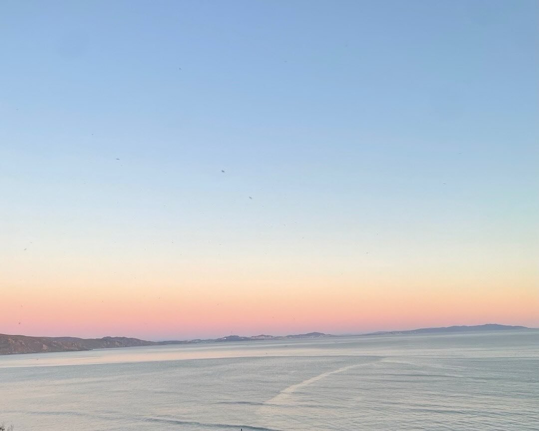 So much of my inspiration for Mama Moon Botanicals, comes from this special spot. Something about the ocean, something about the sunsets, and something about mother nature that I love oh so much. 💞
⠀⠀⠀⠀⠀⠀⠀⠀⠀
.
.
.
.
.
#sunsets #oceans #pisces #mamam