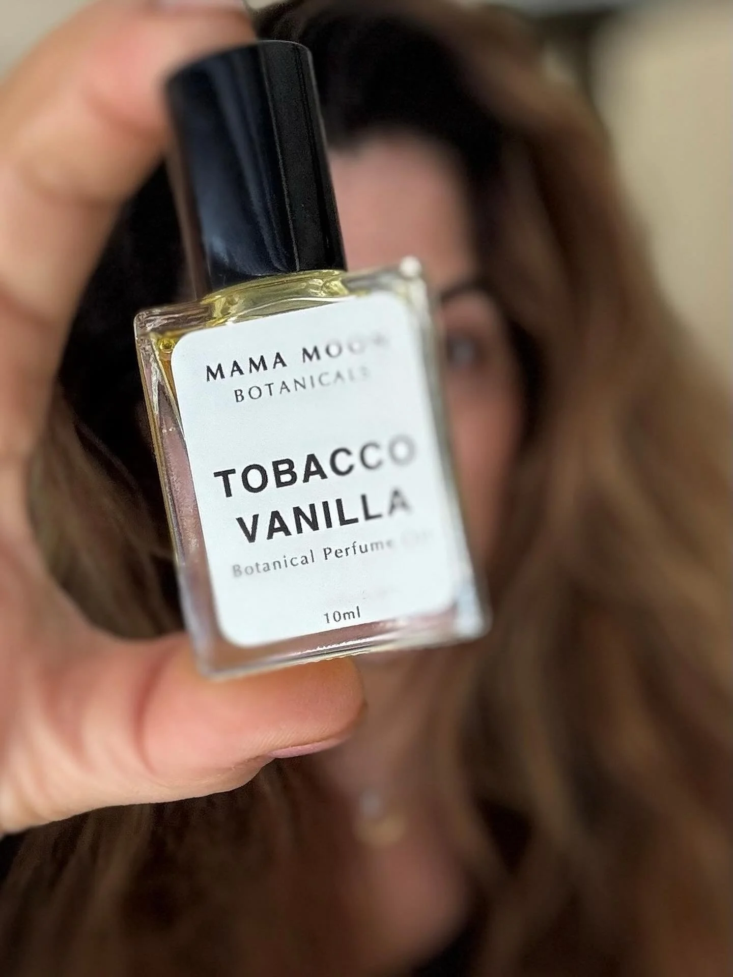 ✨ Oh ya! Another fresh batch of TOBACCO VANILLA just rolled out. A deep, smoky essence that captures the complexity of a well-worn ritual&mdash;think your grandfather&rsquo;s tobacco pipe meets golden amber, sweet spice, and soft herbs.
⠀⠀⠀⠀⠀⠀⠀⠀⠀
War