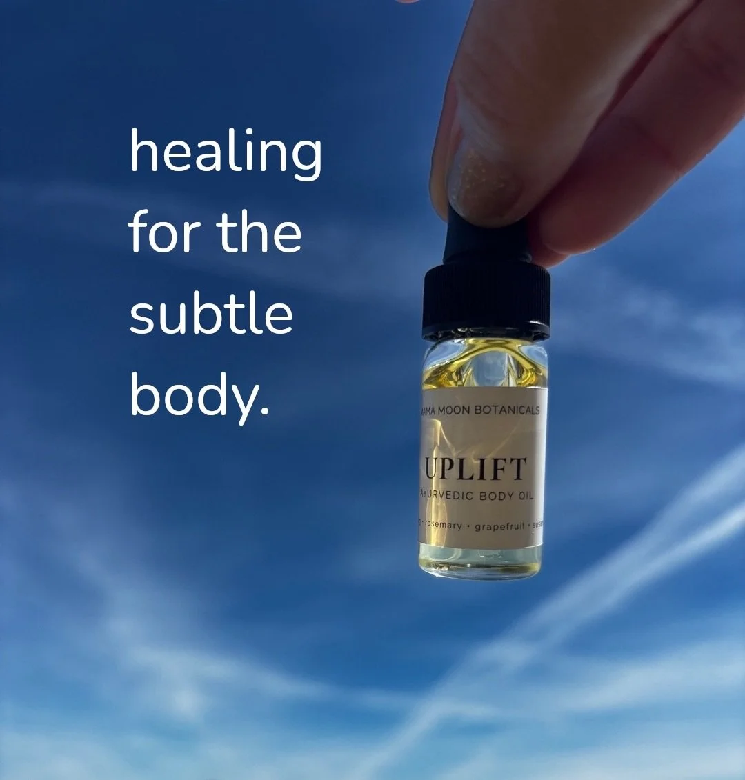 venus in taurus 💙
⠀⠀⠀⠀⠀⠀⠀⠀⠀
all about the senses&mdash;
smell + touch
⠀⠀⠀⠀⠀⠀⠀⠀⠀
so show yourself some love
oil up
⠀⠀⠀⠀⠀⠀⠀⠀⠀
GROUND. CALM. UPLIFT.
we got your vibe
⠀⠀⠀⠀⠀⠀⠀⠀⠀
shop the collection &mdash; 
link in bio 💙