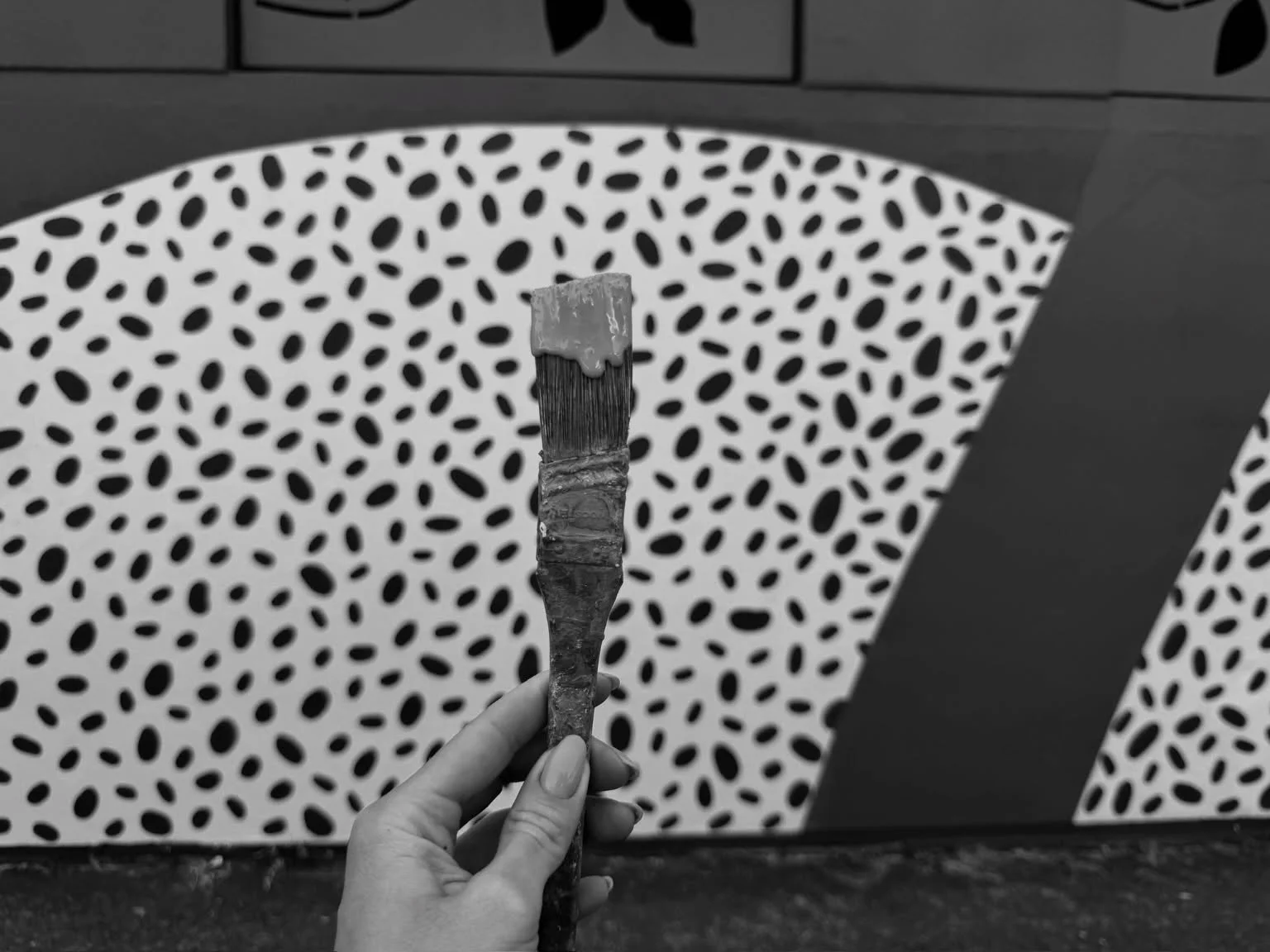 a 💥 #paintpop 💥 for you this friday! hope everyone&rsquo;s having a blast at all the art fun this weekend! (find us at @assemblyfair @seattleartfair @ffttnw @europagalleryseattle @actualize.air ! you??) 

excited to share this fun piece with you ne