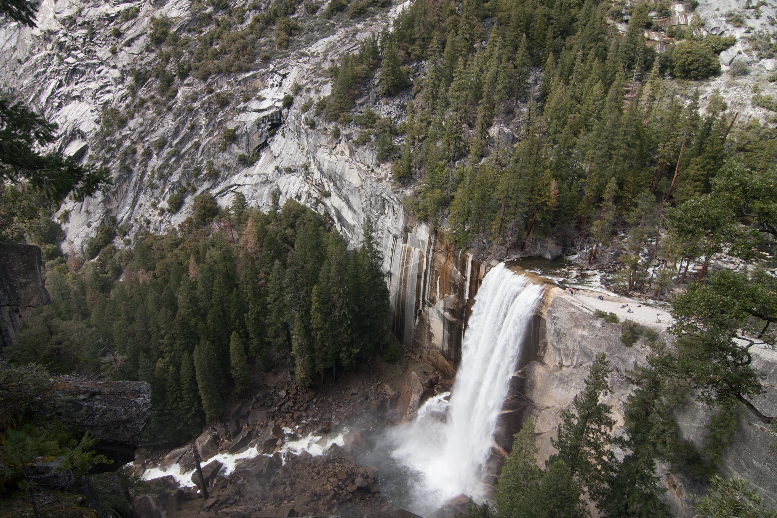 Mist Trail: Yosemite's Iconic Hiking Trail