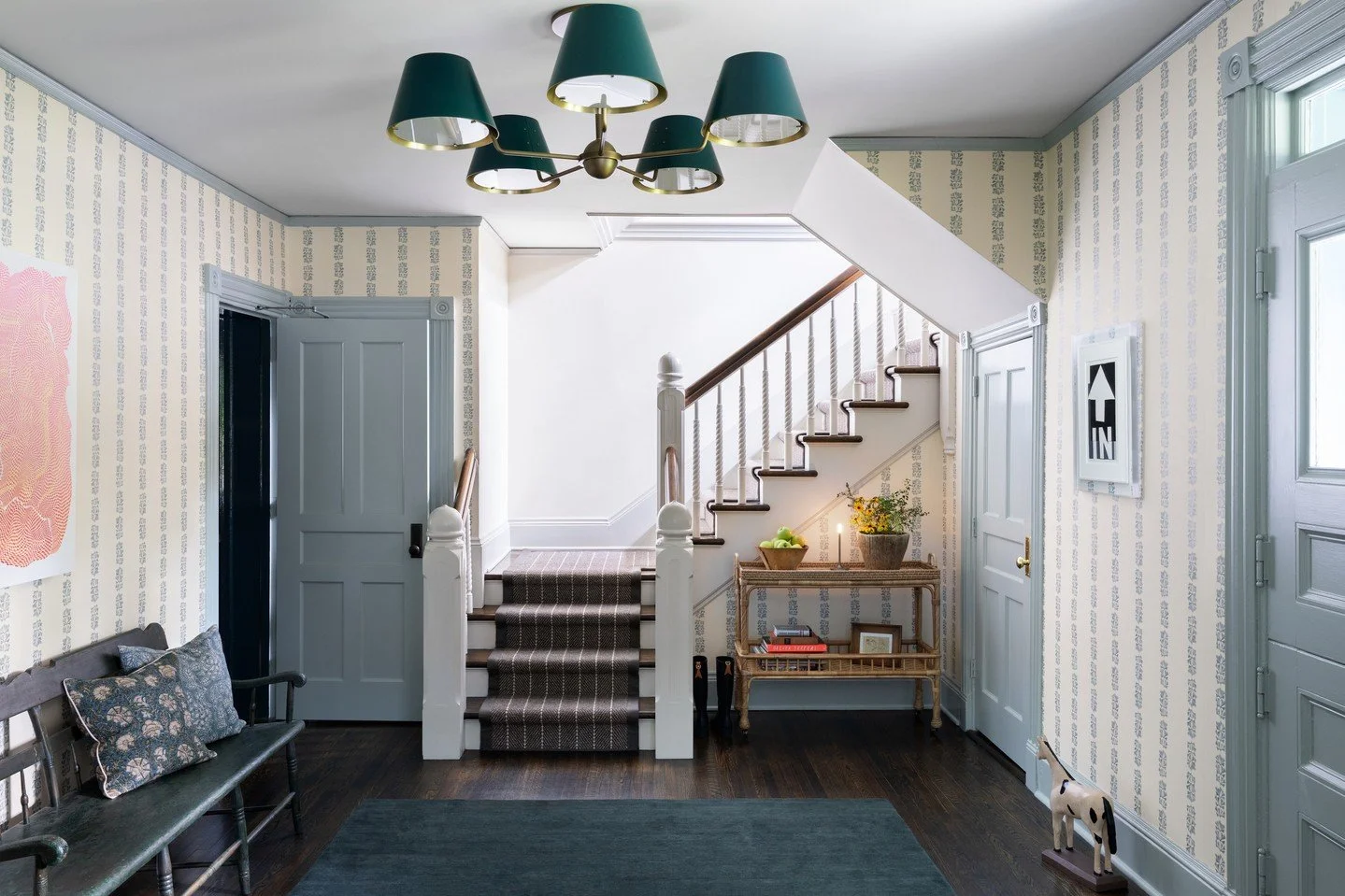 Stepping into the weekend with our eye on these relaxing blues in the entryway of @stonoverfarm Inn in Lenox, MA. ⁠
⁠
Interior design by @jacksonpaigeinteriors⁠
Photography by @⁠britannyambridge⁠
⁠
#foyerinspo #interiordesign #berkshries #StonoverFar