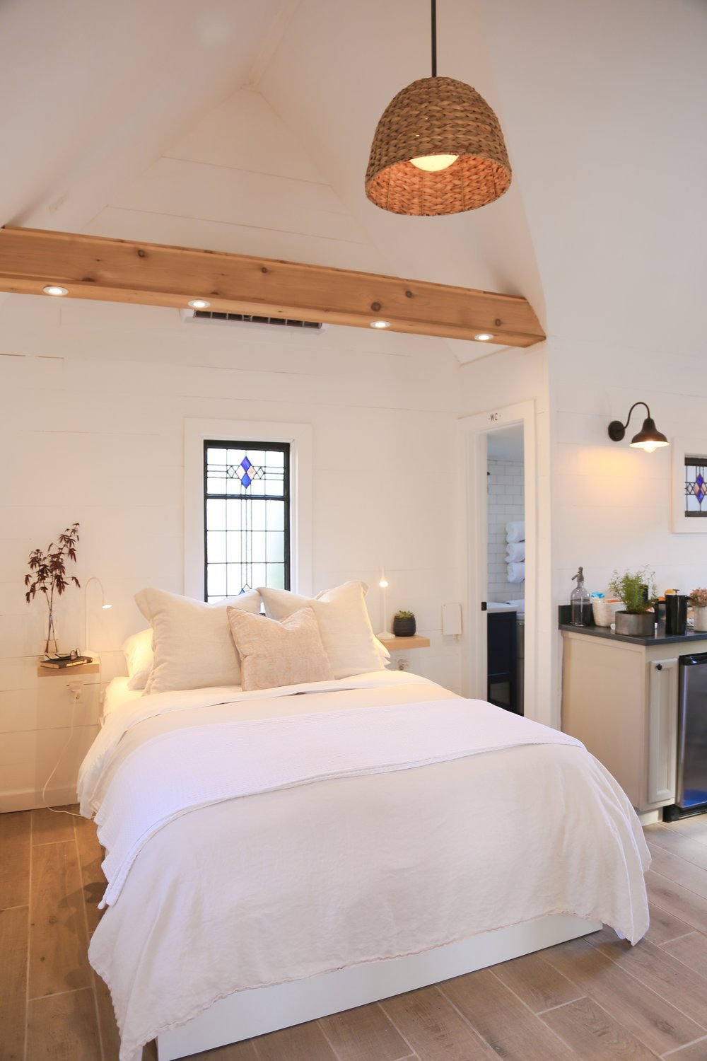 pinner house + tiny house + bedroom.jpg