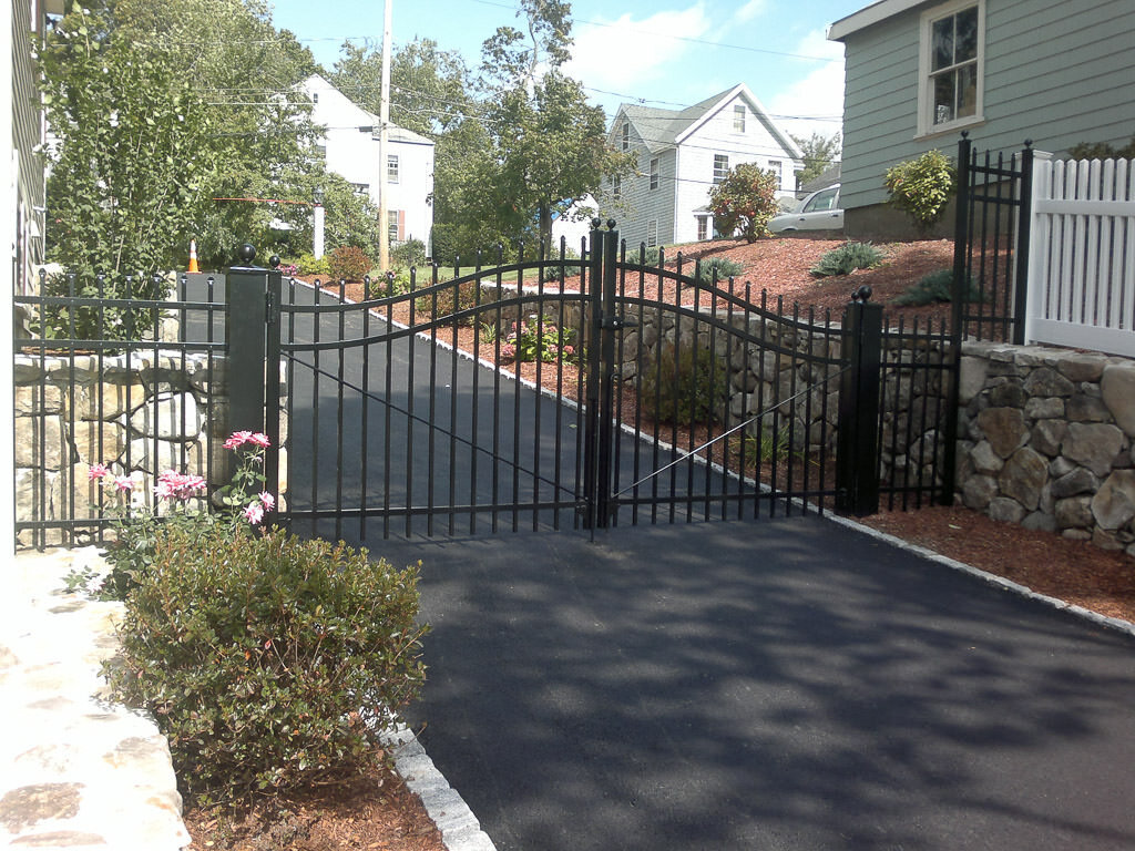 4 high commercial aluminum double gate in Watertown