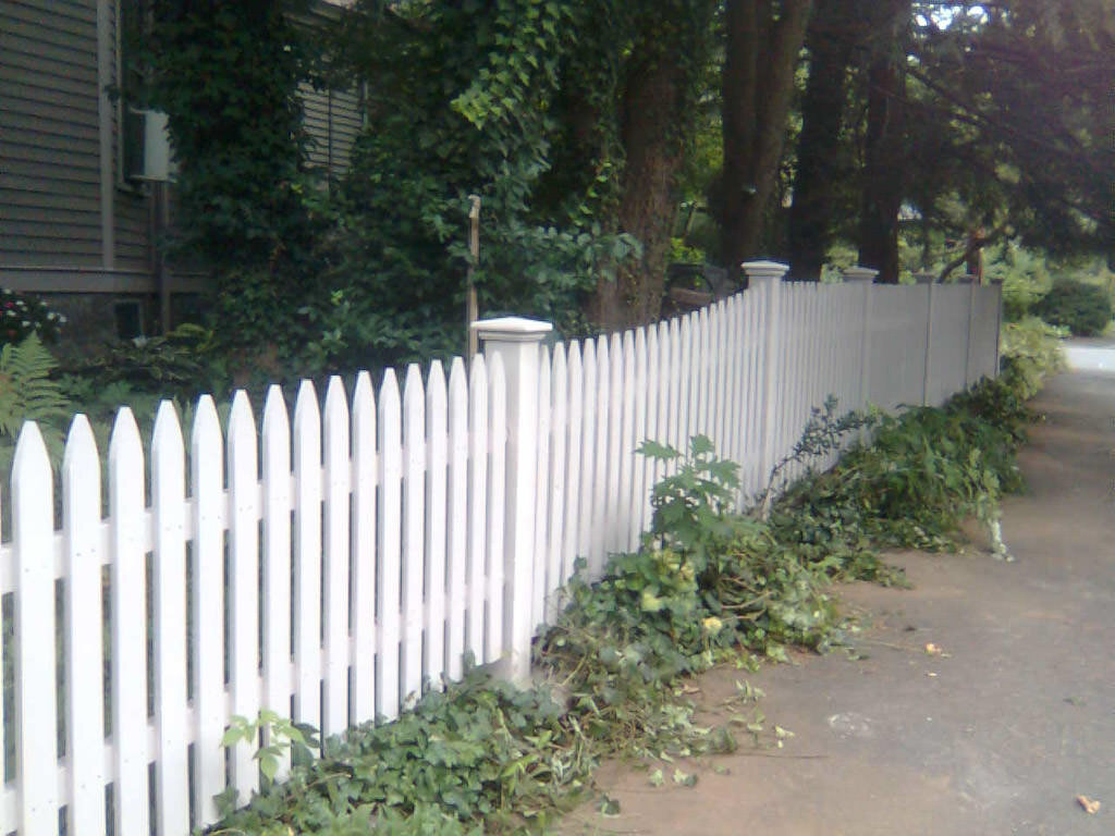 stained stockade in Auburndale