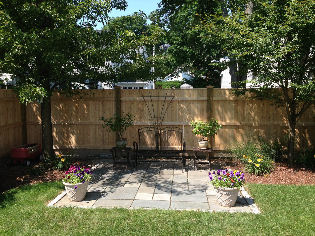 6 high cedar 1x4 board with 2x4 rails