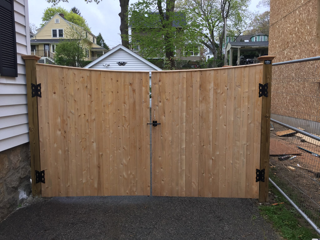 cedar board double gate in Cambridge