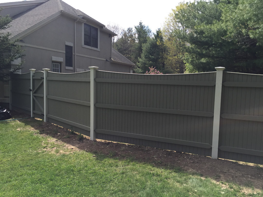 two tone cedar board fence in Wellesley2