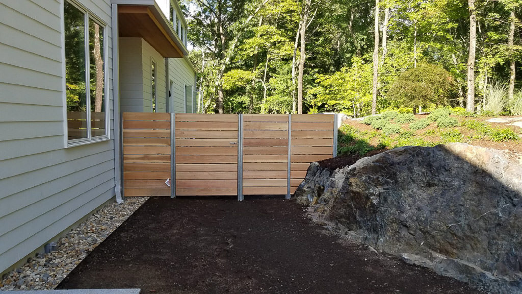 Horizontal board with gate in Weston