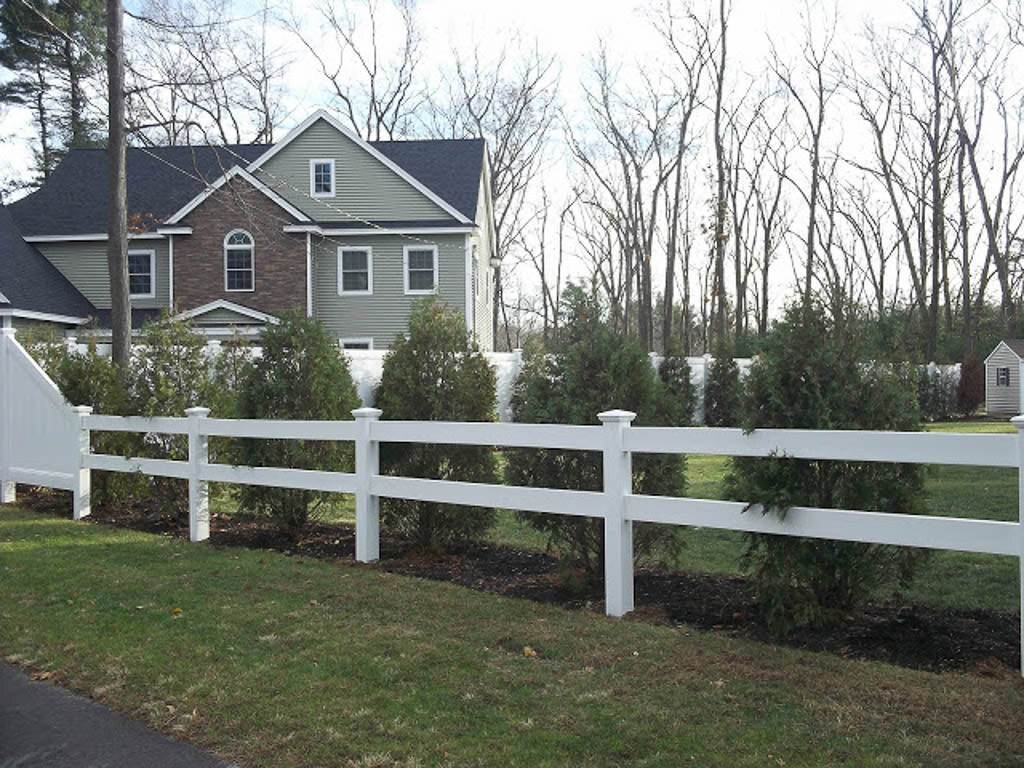 vinyl post and ranch rail2