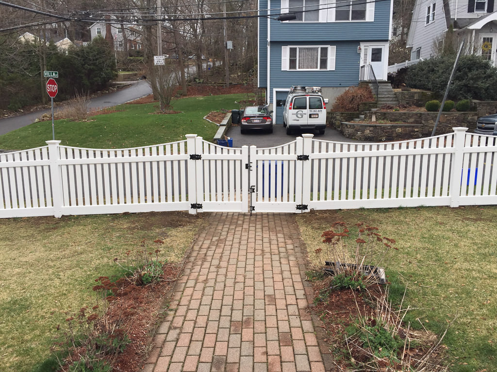 4' high vinyl scalloped space board in Newton