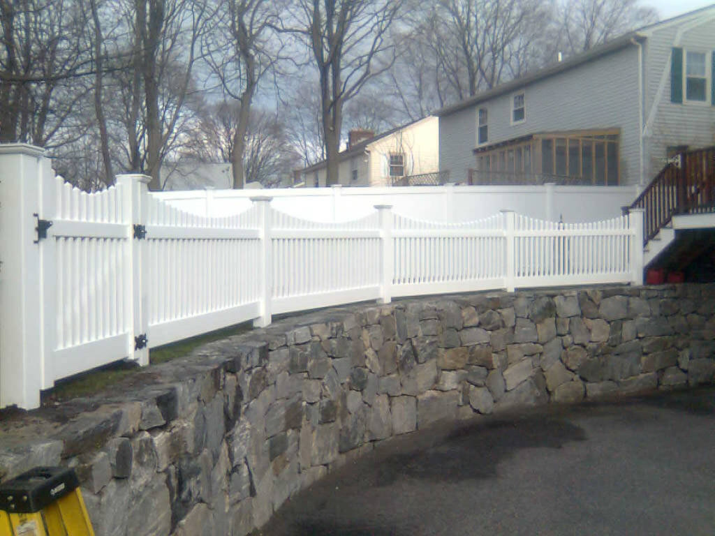 4' high scalloped chestnut hill in Belmont