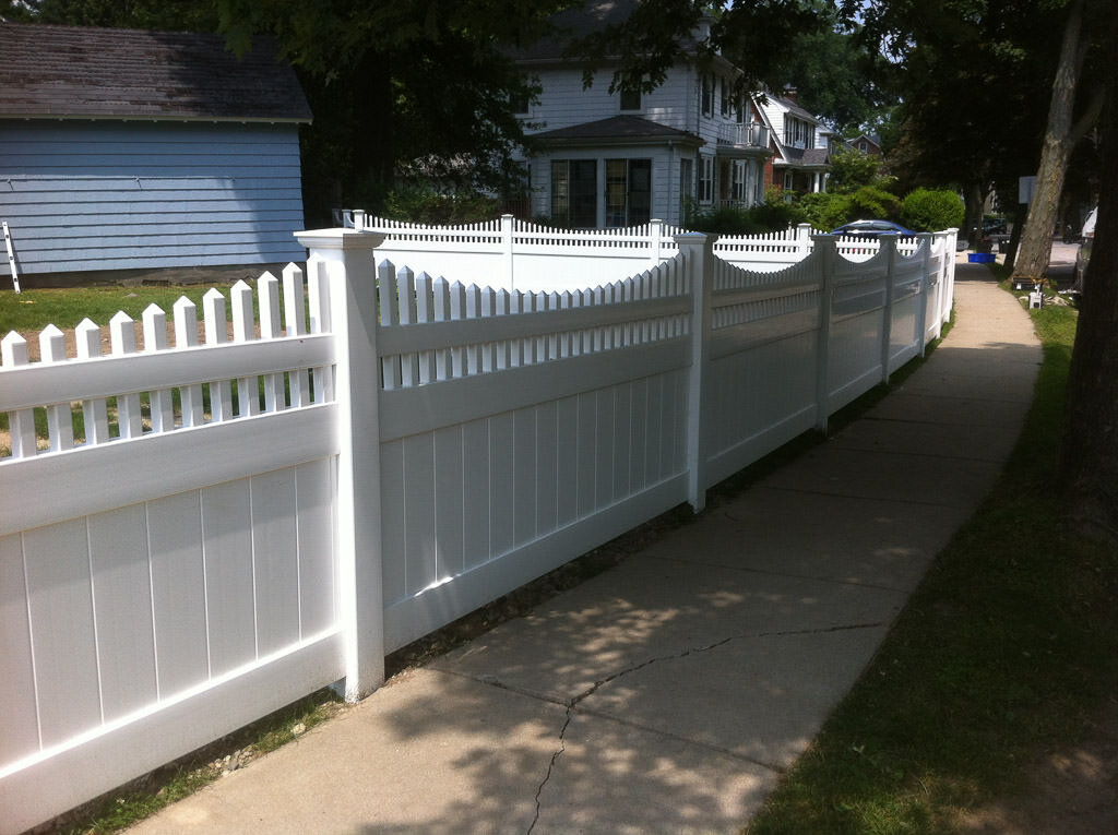 4' high scalloped chestnut hill topper in Belmont2