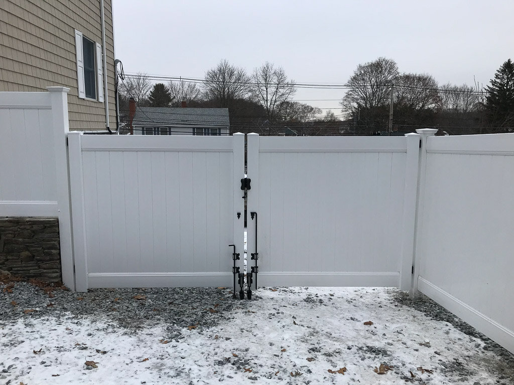 double drive gate with wheels in Waltham