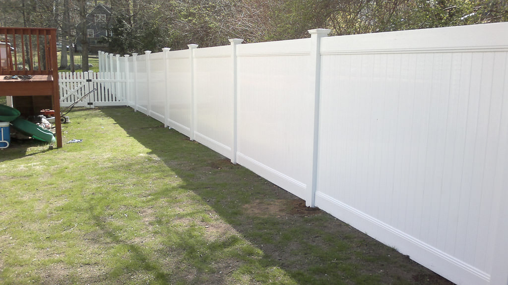 white vinyl privacy in Revere