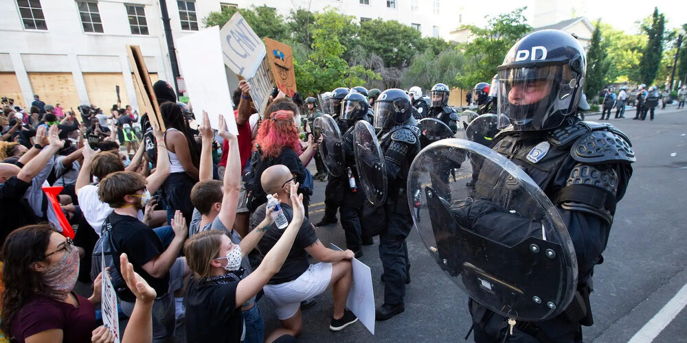 Peaceful Protesters in Washington D.C. meet Police Resistance on June 1, 2020. Image Credit: JOSE LUIS MAGANA/AFP via Getty Images