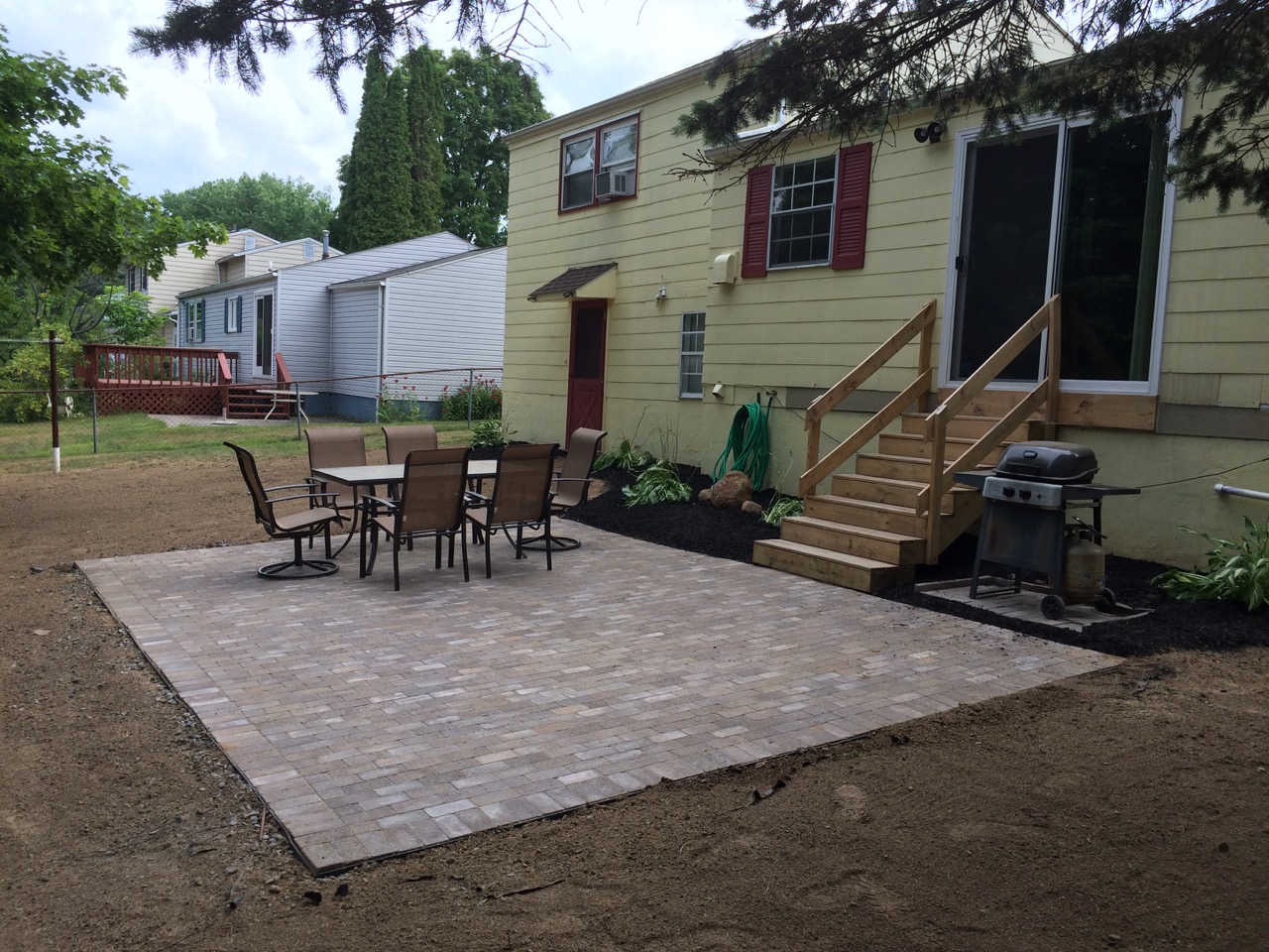 Patio and Grading - Liverpool