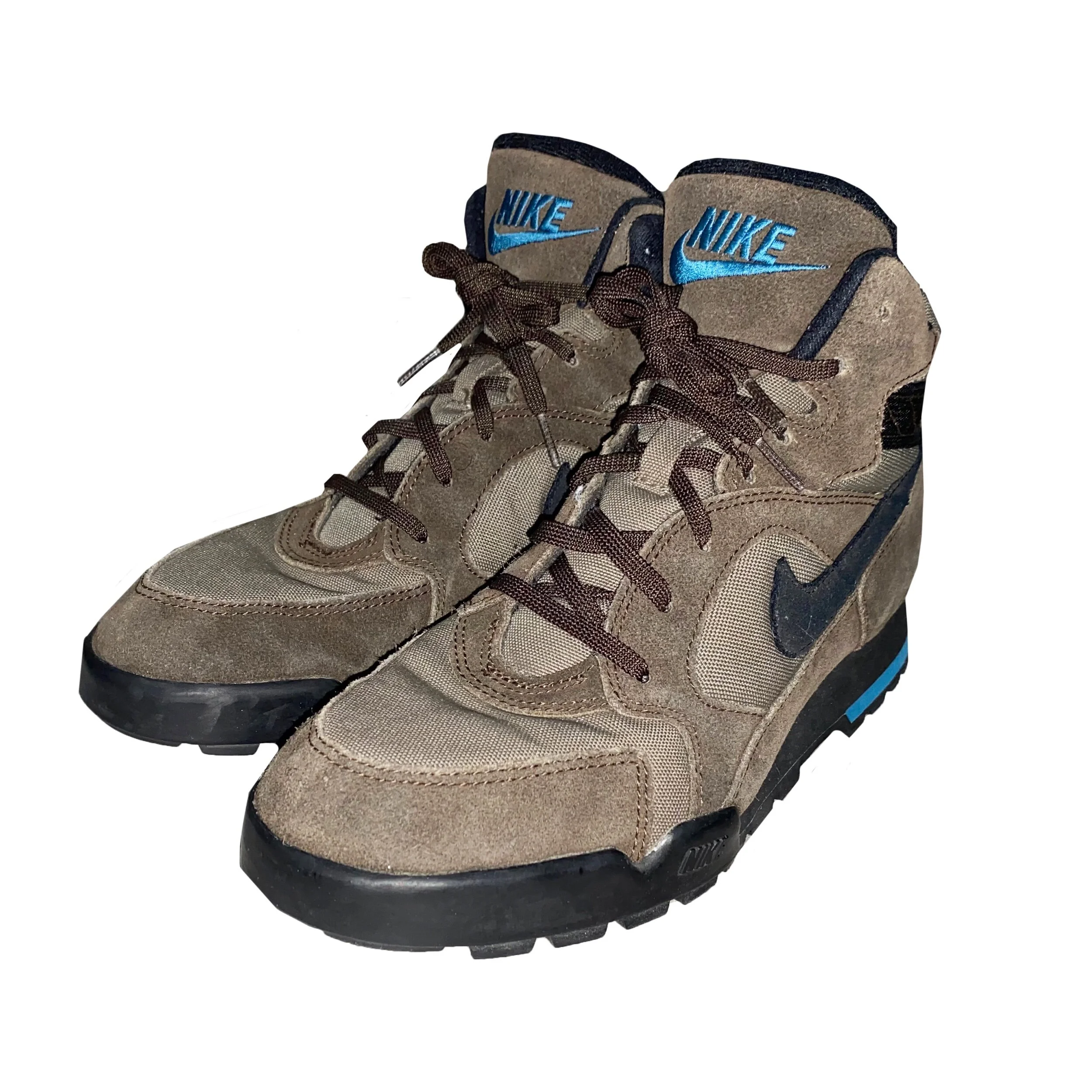nike caldera hiking boots
