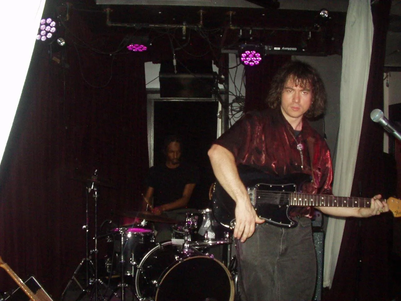 A ROCK AND ROLL ARCADE VARIETY SHOW