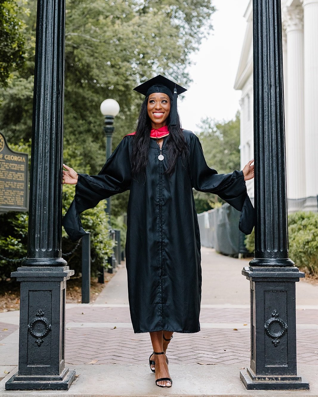 Want grad photos? There&rsquo;s still time before graduation day! Feel free to reach out to book a photo session 🎓 

.

.

.

#uga #ugagrad #ugagraduation #athensgaphotographer #athensga #uganorthcampus #ugagradphotos