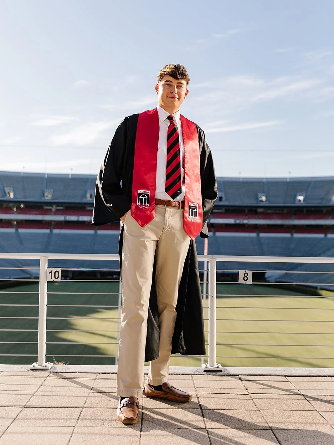 UGA graduation is coming up and I&rsquo;m offering grad sessions all season long. 

You didn&rsquo;t work this hard just to commemorate the achievement with a selfie!

Feel free to reach out and let&rsquo;s book a quick session for photos that last a