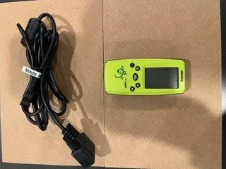 Lot 25-062 - Garmin Geko 201GPS with data cable.