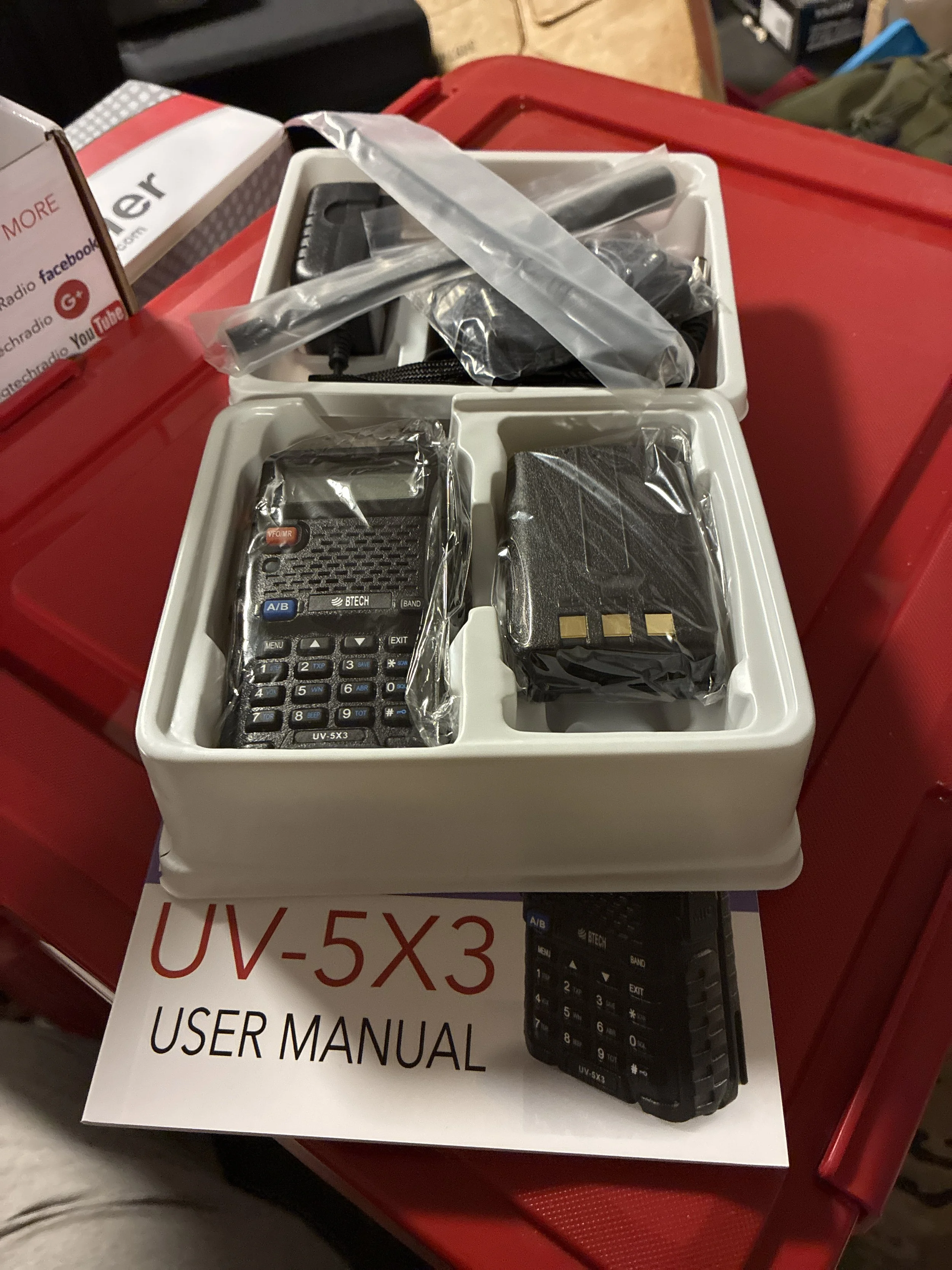 Lot 25-005 - BTECH UV-5X3 (new)