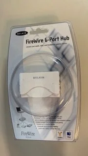Lot 25-098 - Belkin FireWire 6-Port Hub