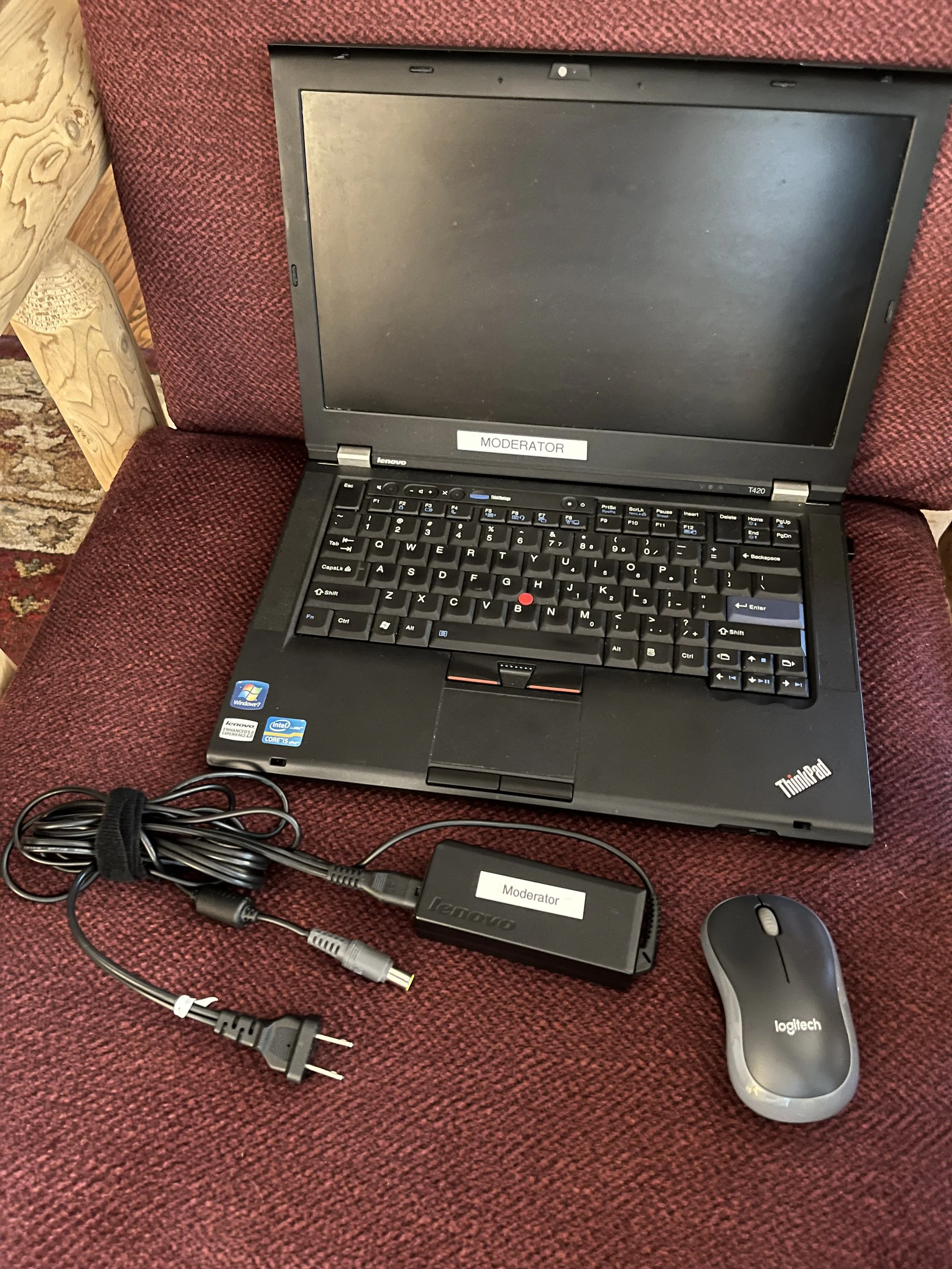 Lot 25-054 LENOVO Thinkpad