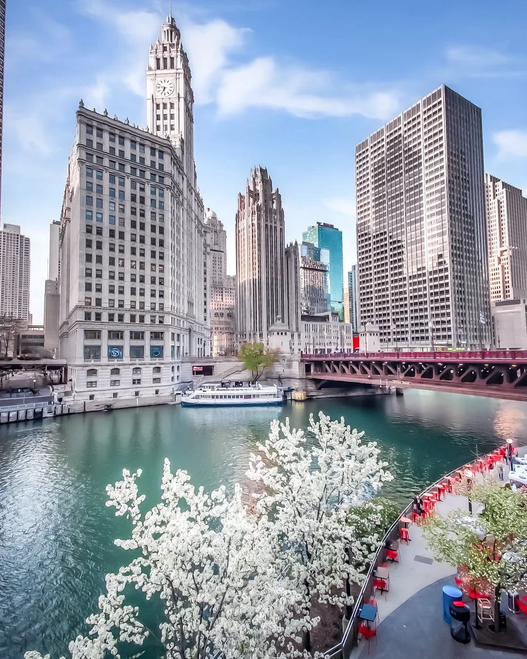 6.Chicago: Credit-Christine Pejoski - IG @tinetinetinep.JPG